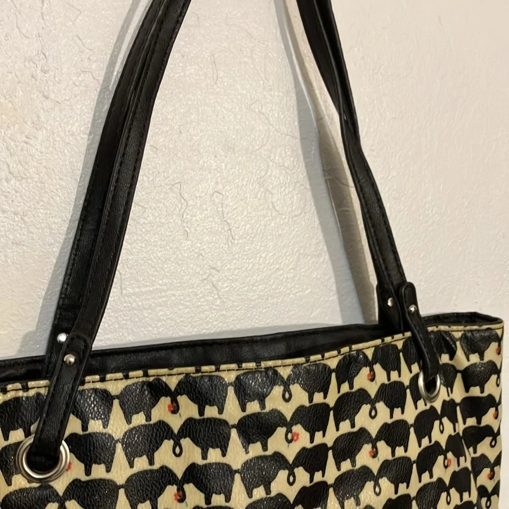 Relic large water resistant weatherproof elephant tote perfect for swim/ beach